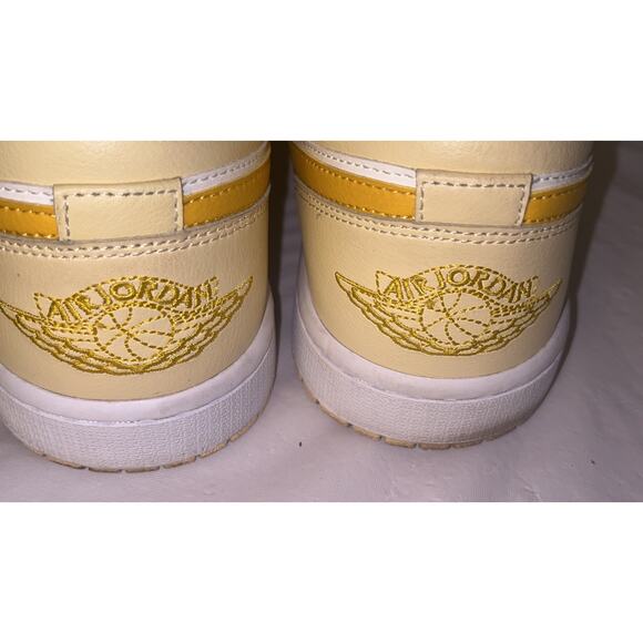 Nike Air Jordan 1 Low Sail Yellow Ochre DC0774-170 Women's 11.5 Men's 10 - Picture 6 of 10